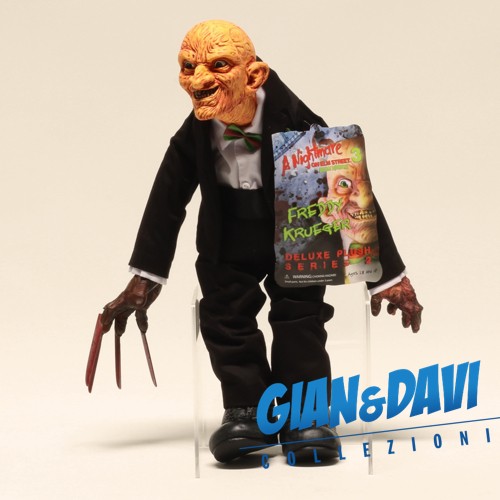 Mezco cinema fear deluxe - of,